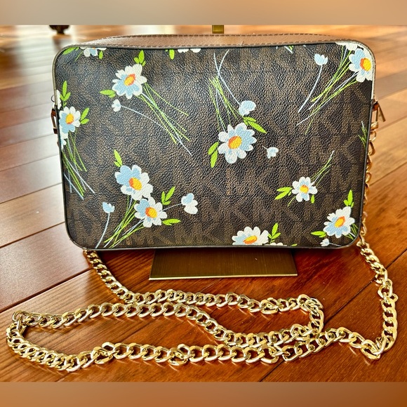 Michael Kors Jet Set Signature Chain Crossbody Bag with Daisy Floral Print - Picture 4 of 9